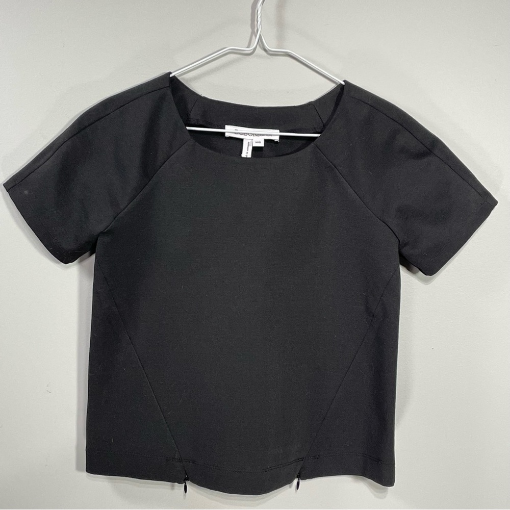 BCBG XXS t-shirt blouse